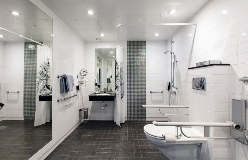 Open-Design Walk-in Shower